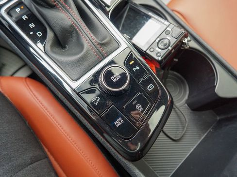 Used 2023 Kia Sportage SX image 31