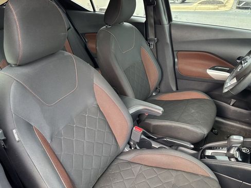 Used 2020 Nissan Kicks SR w/ Exterior Package image 3