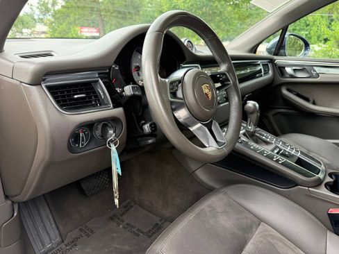 Used 2015 Porsche Macan S AWD/4WD image 22
