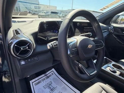 New 2026 Chevrolet Equinox LT w/ Convenience Package II AWD/4WD image 33