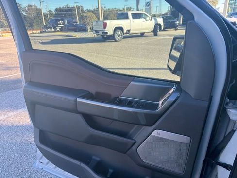 Used 2023 Ford F150 Lariat image 9