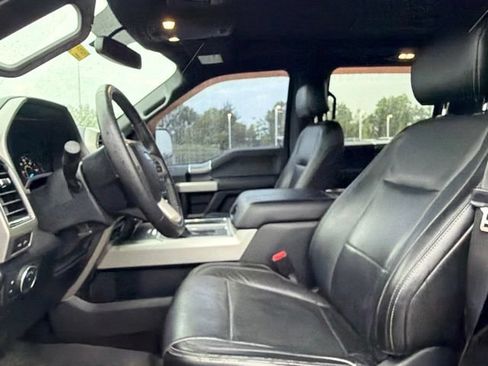 Used 2017 Ford F150 Lariat AWD/4WD image 24