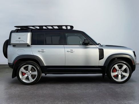 Used 2023 Land Rover Defender 110 X image 2