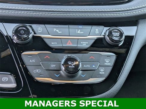 New 2026 Chrysler Pacifica Select image 22