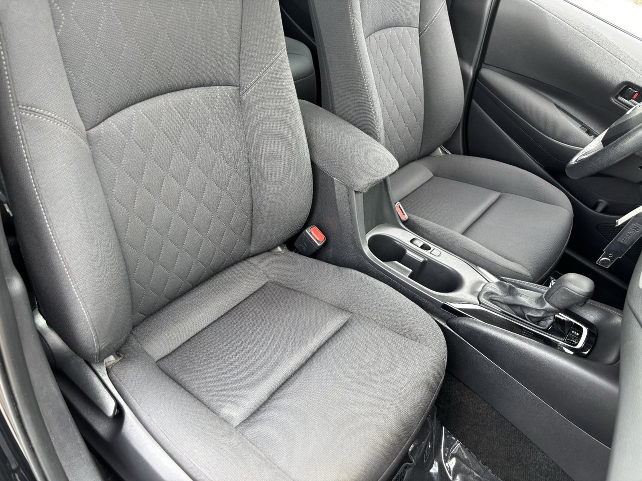 Used 2024 Toyota Corolla LE FWD image 8