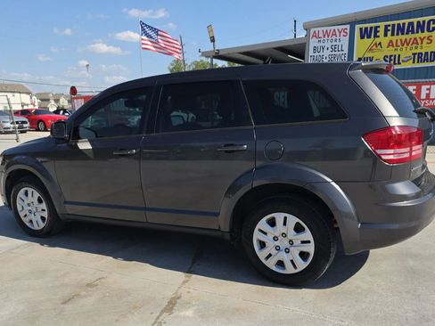 Used 2015 Dodge Journey American Value Package w/ Flexible Seating Group image 9