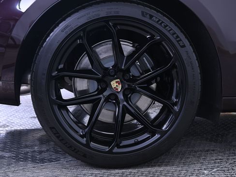Used 2026 Porsche Macan GTS image 13