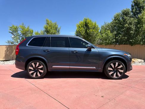 Used 2023 Volvo XC90 T8 Ultimate w/ Lounge Package AWD/4WD image 9