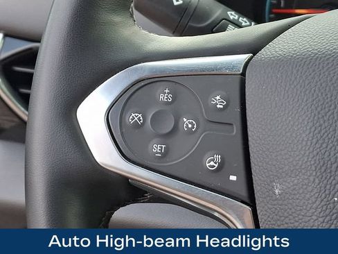 Used 2023 Chevrolet Traverse RS AWD/4WD image 7