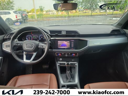 Used 2020 Audi Q3 2.0T Premium w/ Convenience Package AWD/4WD image 17