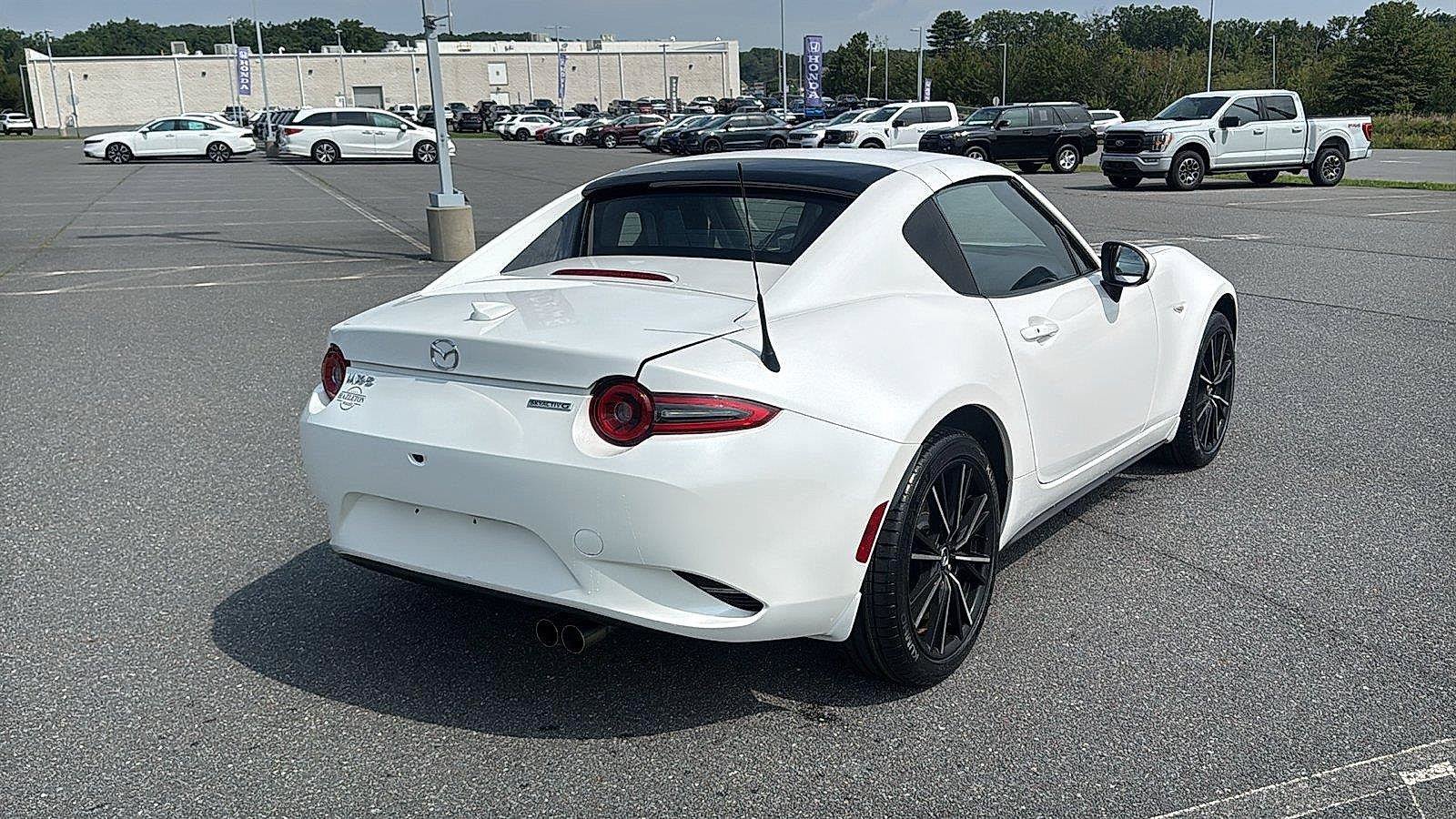 Used 2024 MAZDA MX-5 Miata RF Grand Touring RWD image 5