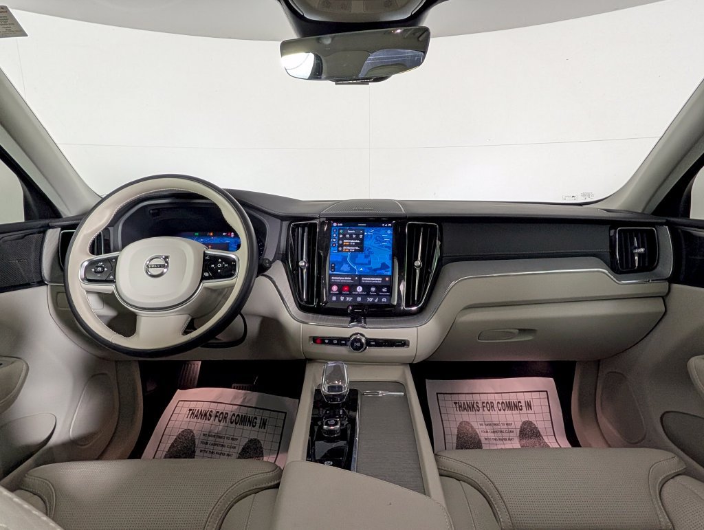 Used 2024 Volvo XC60 B5 Ultimate w/ Climate Package AWD/4WD image 16
