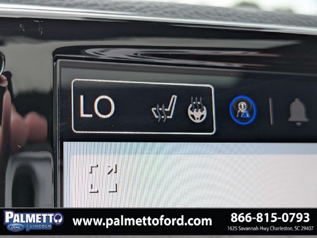 Used 2026 Chrysler Pacifica Select w/ S Appearance Package FWD image 25