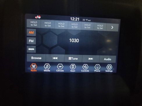 Used 2020 Jeep Compass Latitude w/ Cold Weather Group image 23