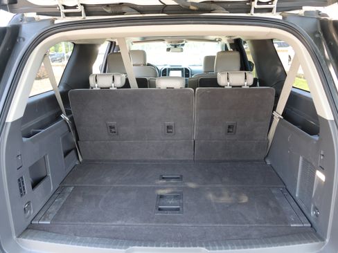 Used 2021 Ford Expedition Max XLT AWD/4WD image 36