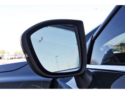 Used 2024 Nissan Pathfinder Platinum w/ Cargo Package image 10