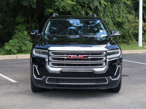 Used 2023 GMC Acadia SLE w/ Driver Convenience Package FWD image 3