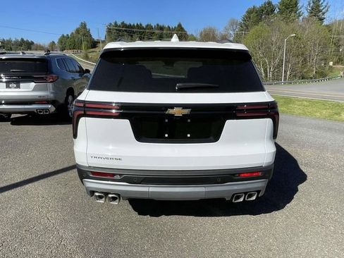 New 2026 Chevrolet Traverse LT w/ Driver Confidence Package image 6