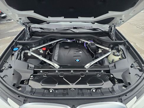 Used 2026 BMW X7 xDrive40i image 21