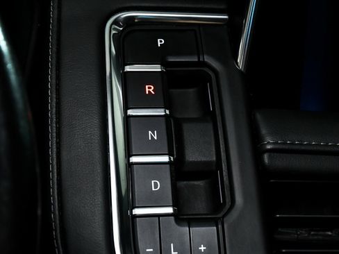 Used 2022 Chevrolet Tahoe LT w/ Luxury Package image 26