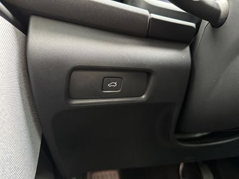 Used 2024 Polestar Polestar 2 image 27