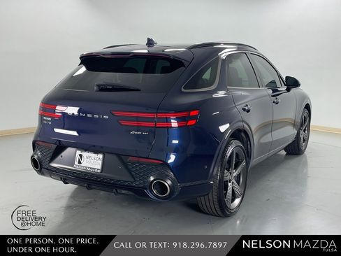 Used 2025 Genesis GV70 3.5T Sport w/ Sport Advanced Package image 6