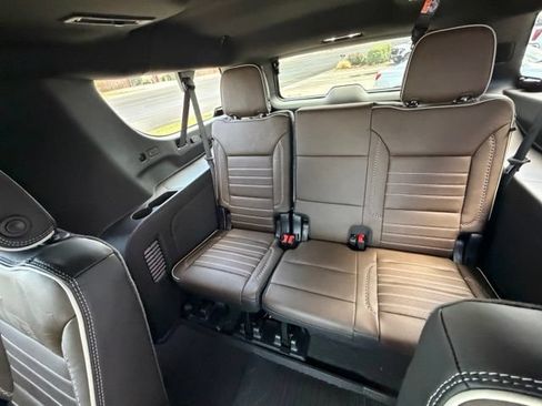 New 2026 GMC Yukon XL Denali Ultimate w/ LPO, Floor Liner Package AWD/4WD image 19
