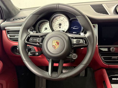 New 2026 Porsche Macan Turbo image 21