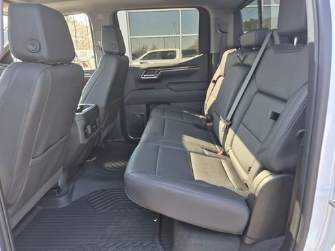 Used 2026 Chevrolet Silverado 1500 LT Trail Boss w/ LT Trail Boss Premium Package image 38