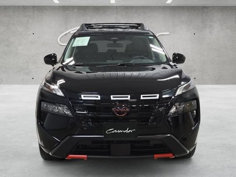 Used 2025 Nissan Rogue SV AWD/4WD image 18