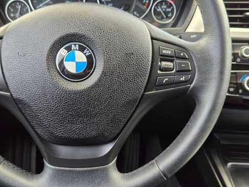 Used 2018 BMW 320i Sedan RWD image 20