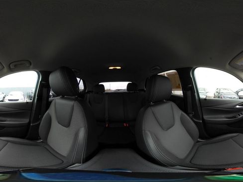 Used 2025 Buick Encore GX Preferred image 40