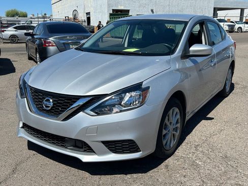 Used 2019 Nissan Sentra SV image 1