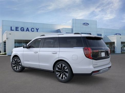 New 2026 Ford Expedition Platinum w/ Driver's Package AWD/4WD image 4