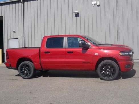 New 2026 RAM 1500 Laramie AWD/4WD image 8