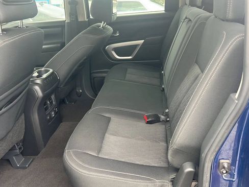 Used 2019 Nissan Titan SV w/ SV Convenience Package AWD/4WD image 22