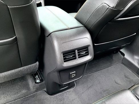 Used 2024 GMC Terrain AT4 w/ Infotainment Package II image 25