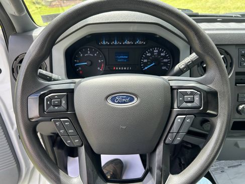 Used 2023 Ford F650 2WD Regular Cab Super Duty image 49