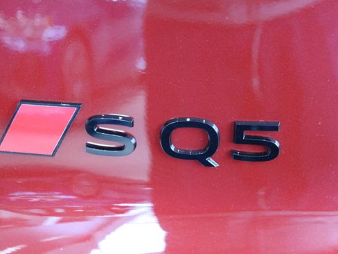 New 2025 Audi SQ5 Premium Plus image 20