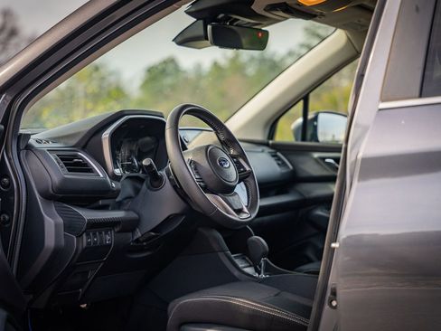 Used 2024 Subaru Ascent Premium w/ Convenience Package image 22