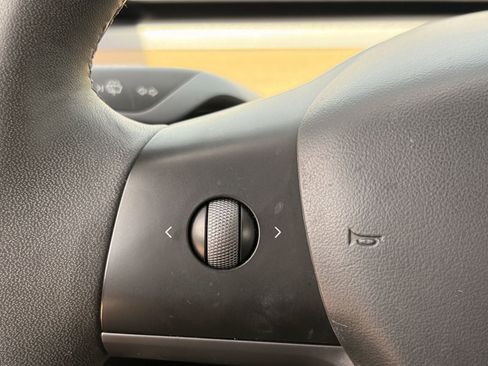 Used 2023 Tesla Model 3 Standard Range RWD image 28