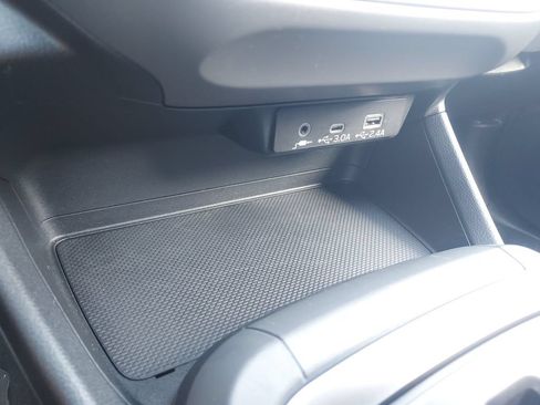 Certified 2025 Subaru Crosstrek 2.5i Premium AWD/4WD image 19
