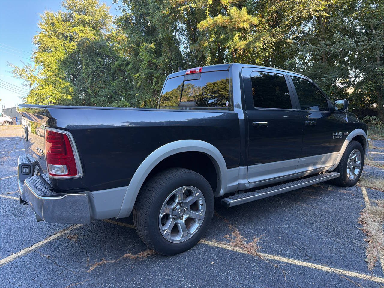 Used 2013 RAM 1500 Laramie w/ Convenience Group AWD/4WD image 4
