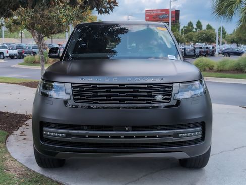 Used 2025 Land Rover Range Rover Long Wheelbase SE AWD/4WD image 3