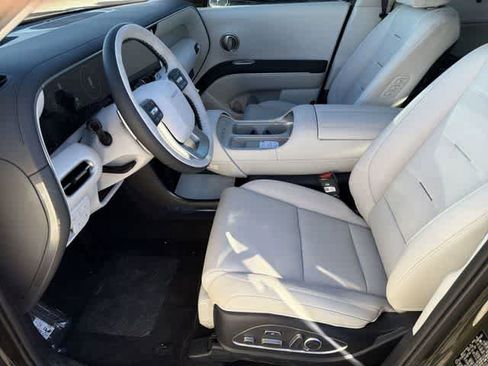 New 2026 Hyundai Palisade Calligraphy FWD image 13