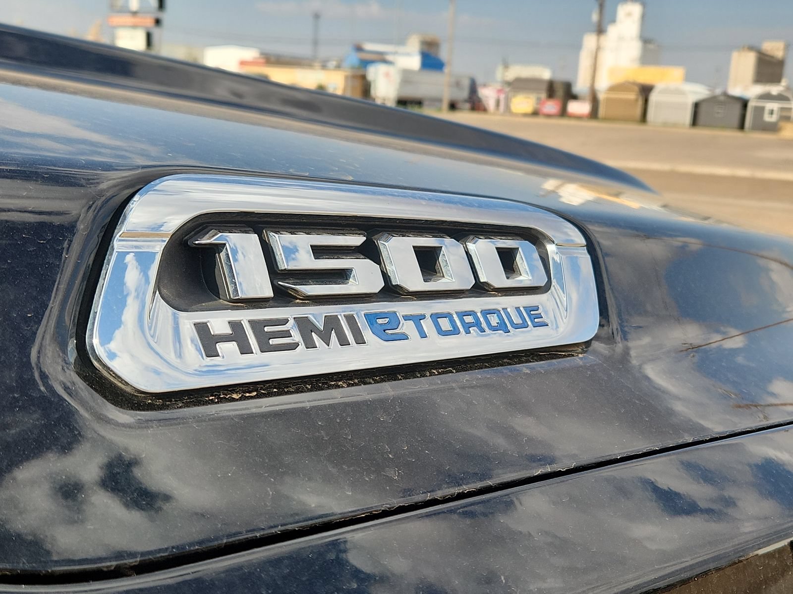Used 2022 RAM 1500 Lone Star AWD/4WD image 3