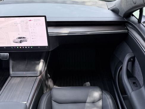 Used 2025 Tesla Model S AWD/4WD image 55