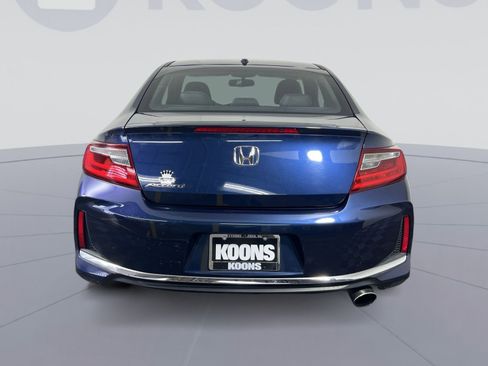 Used 2017 Honda Accord EX-L image 10