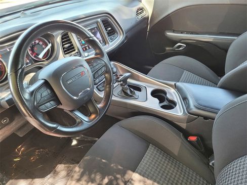 Used 2022 Dodge Challenger GT image 19