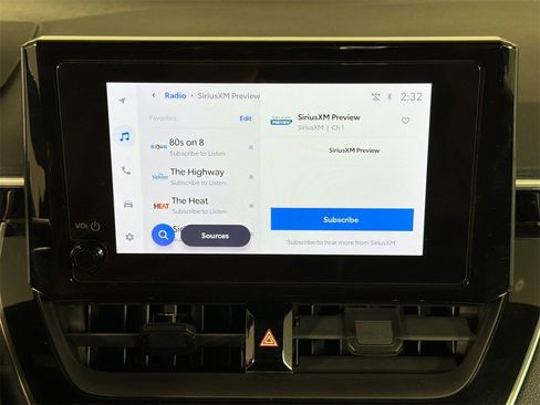 Used 2024 Toyota Corolla SE image 28